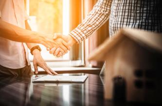 Bodensee Immobilien Handschlag